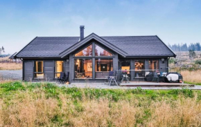 Lovely Home In Lillehammer With Kitchen